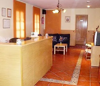 Hostal Emilio Barajas Madrid 2*,
